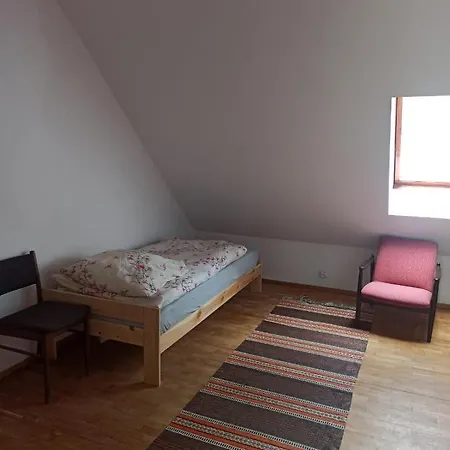 Pokoje Nowowiejska Hostel *