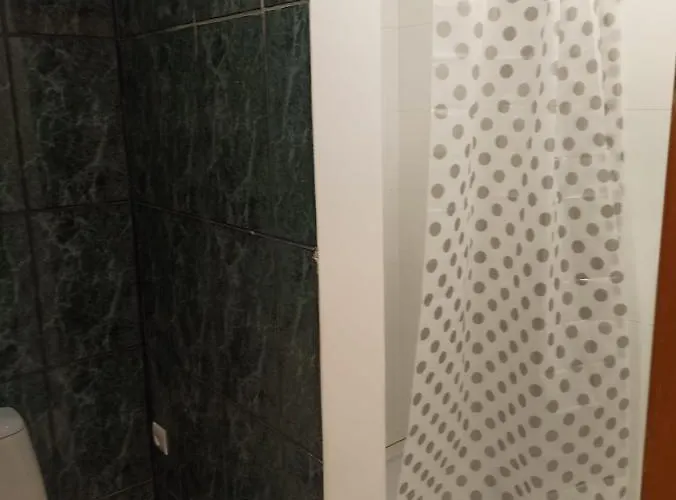 Pokoje Nowowiejska Hostel