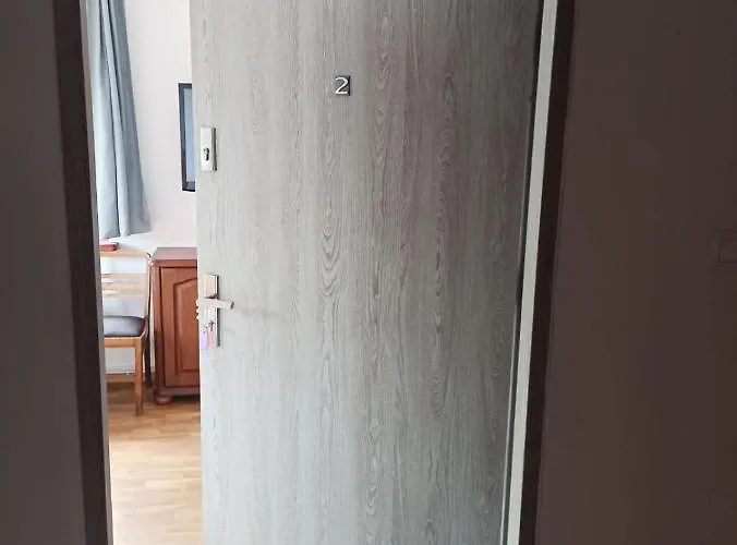 Hostel Pokoje Nowowiejska *